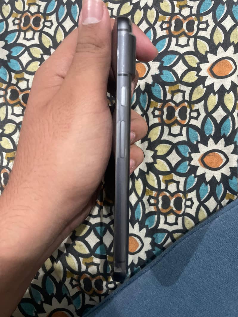 Google Pixel 8 2