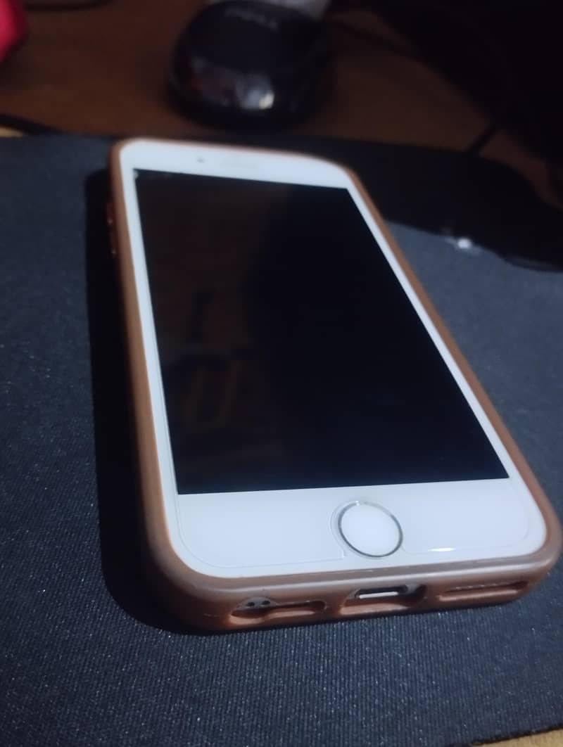Apple iPhone 7 9