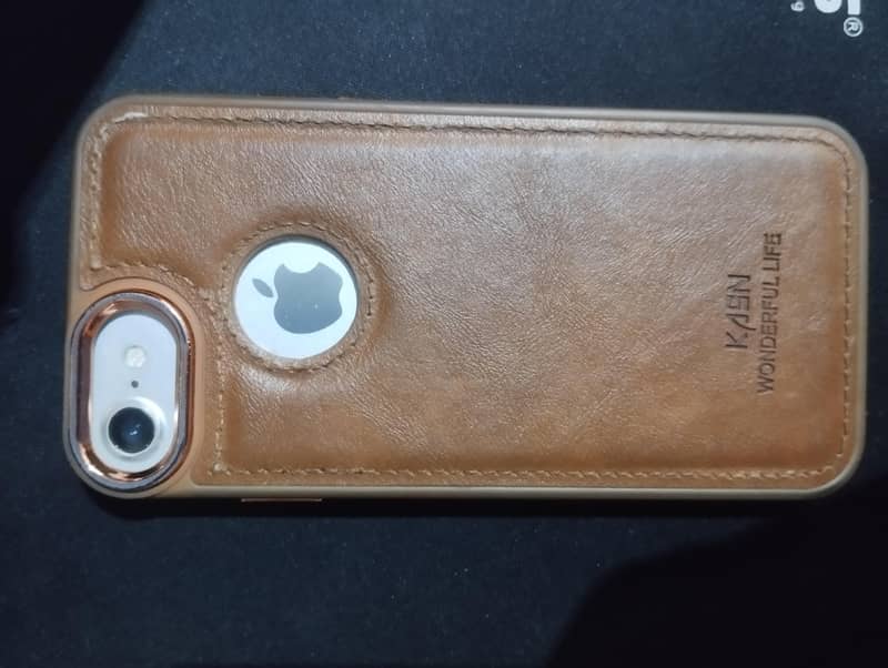 Apple iPhone 7 10