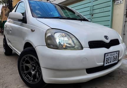 Toyota Vitz 2000
