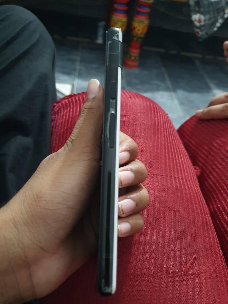 Google Pixel 6a 3