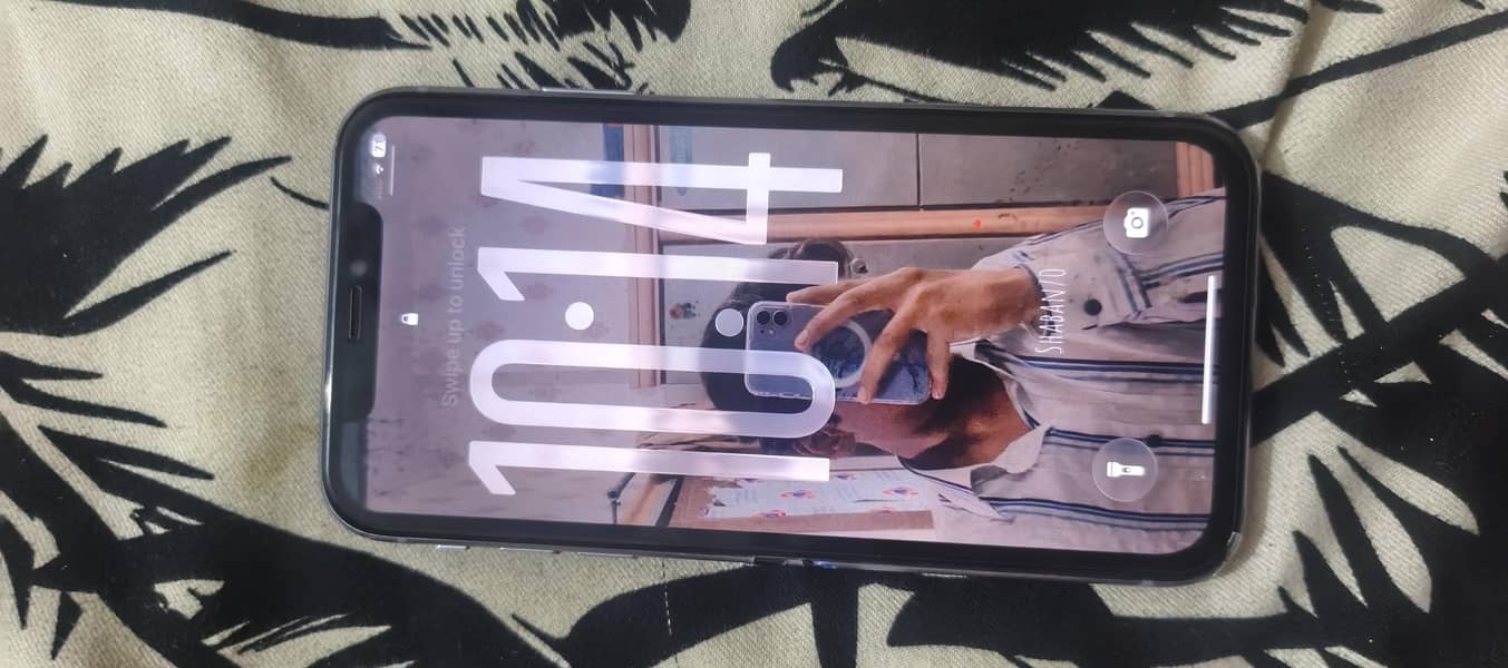 Apple iPhone 11 1