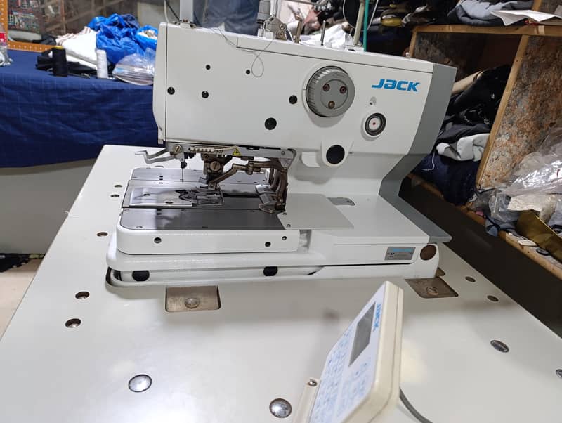 jack Eyelet machine 1