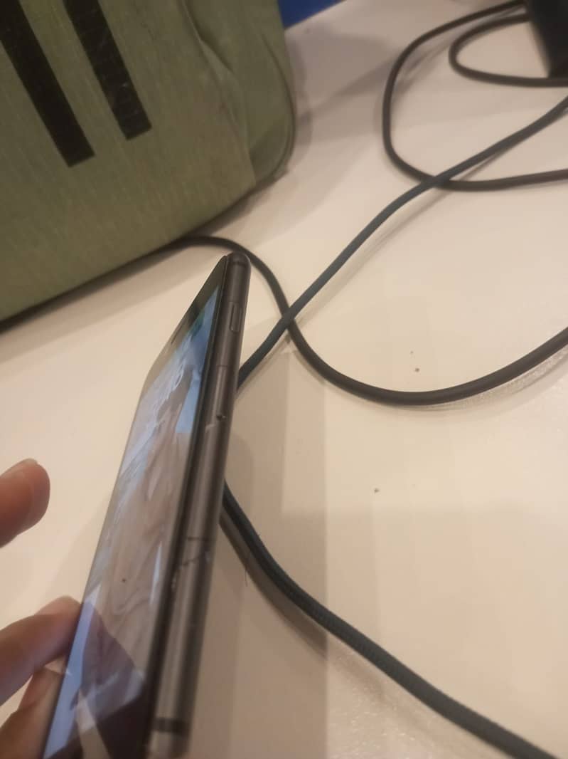 Apple iPhone 8 5
