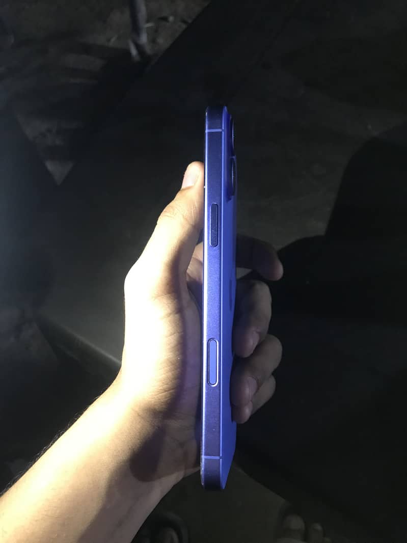 Apple iPhone 16 Plus 3