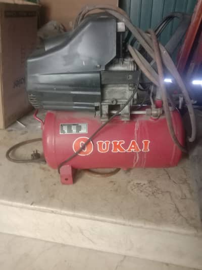 UKAI Air Compressor 2.5 HP 220V Imported – Good Condition
