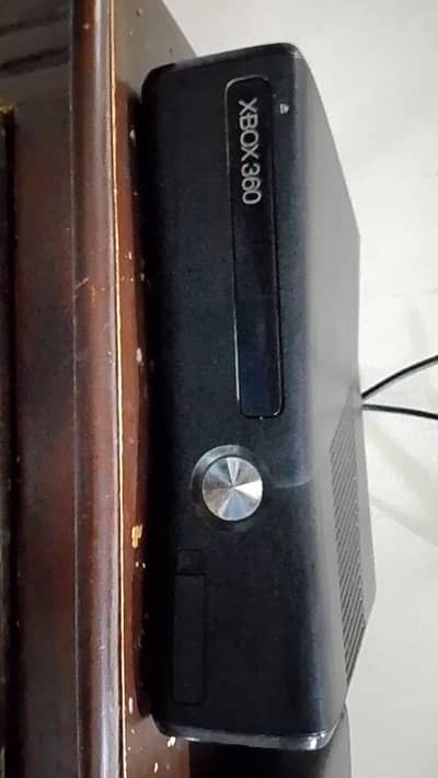 Xbox 360 super slim
