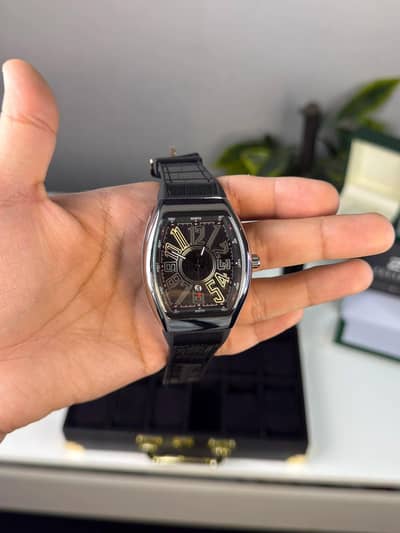 Aura Men's Luxury Tonneau Analog Watch – Premium Black Dial