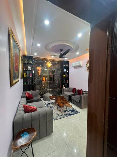 5 MARLA LUXERY FURNISHED HOUSE FOR RENT DEFENSE ROAD LAHORE.