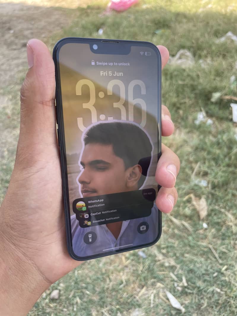 iPhone 14 4