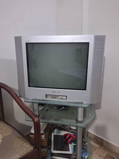 Sony Trinitron + Trolley Rs. 9900 Korangi Crossing