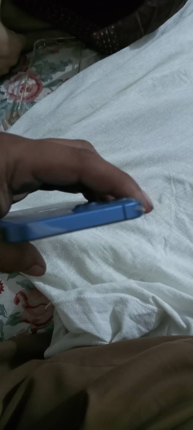 Apple iPhone 13 3