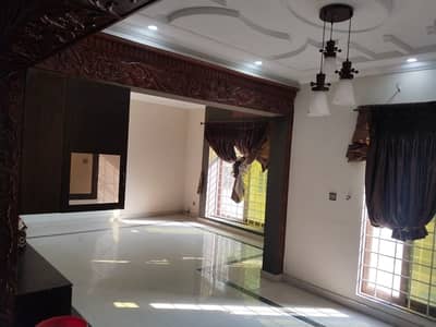 GROUND PORTION CORNER SEPERATE GATE FOR RENT
