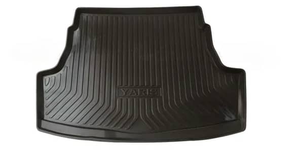 Yaris trunk mat Pakistani