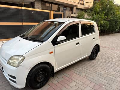 Daihatsu Mira 2006