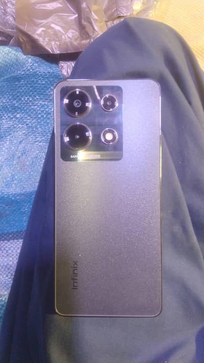 Infinix Note 30