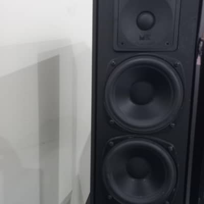 MK LCR 750 MK II USA High end Bookshelf speaker pair