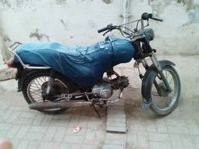 I sell my bike 1 owner hi