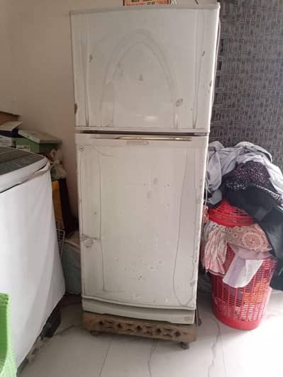 Dawlance fridge for sale