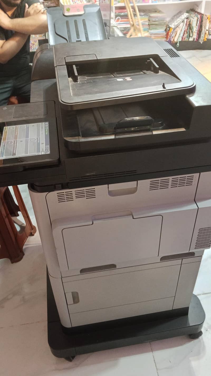 HP MFP 680 printer 2