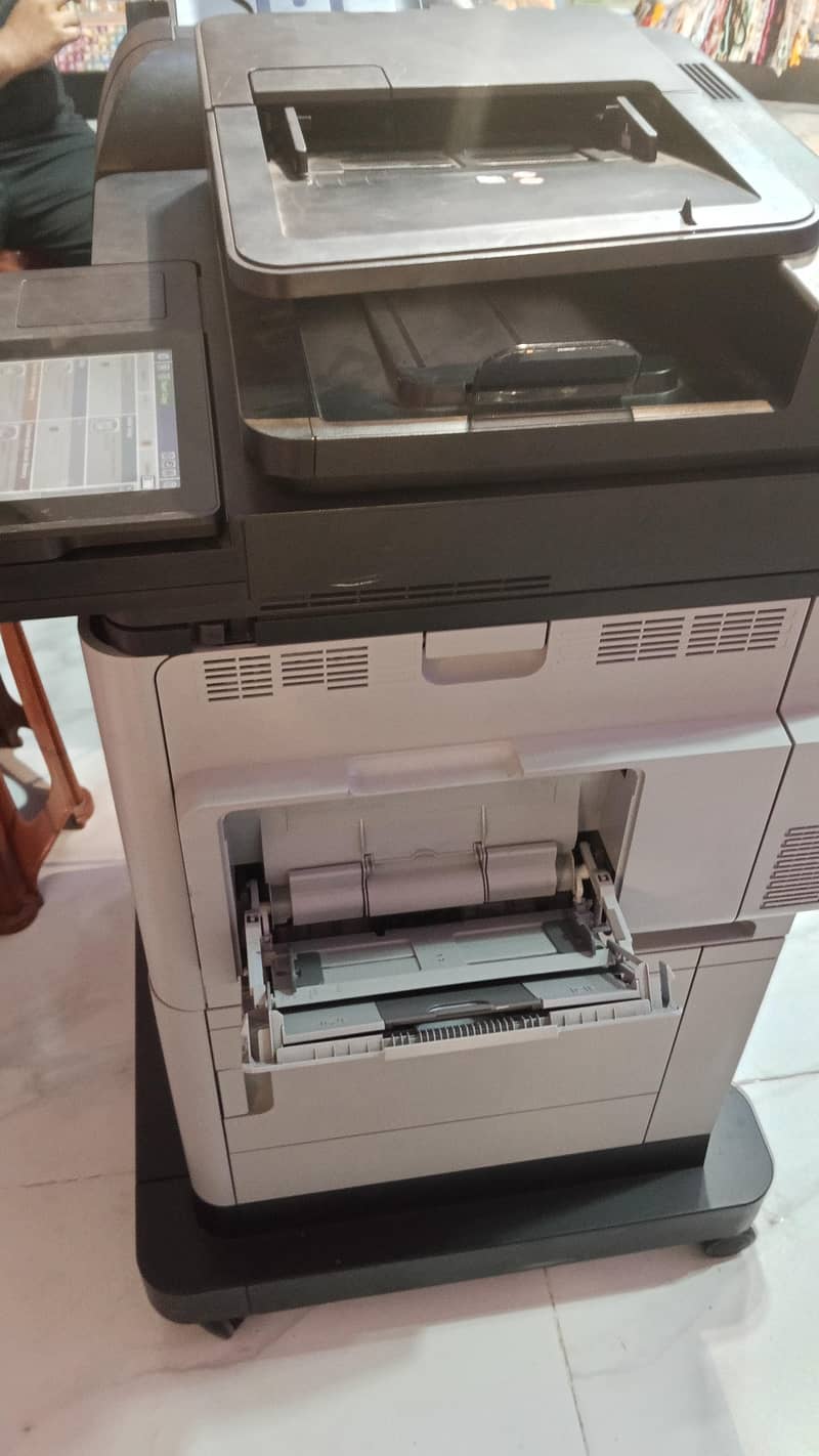 HP MFP 680 printer 3