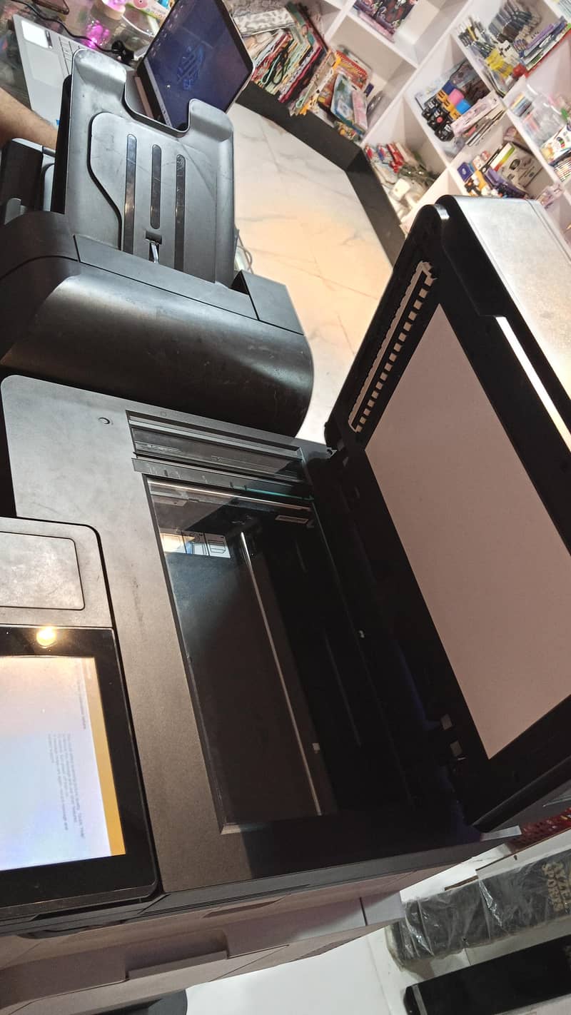 HP MFP 680 printer 4