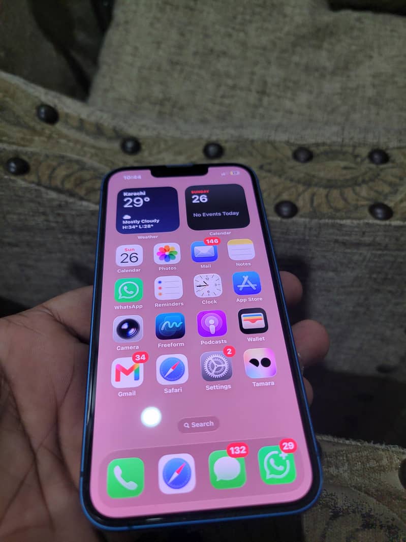 Apple iPhone 13 0
