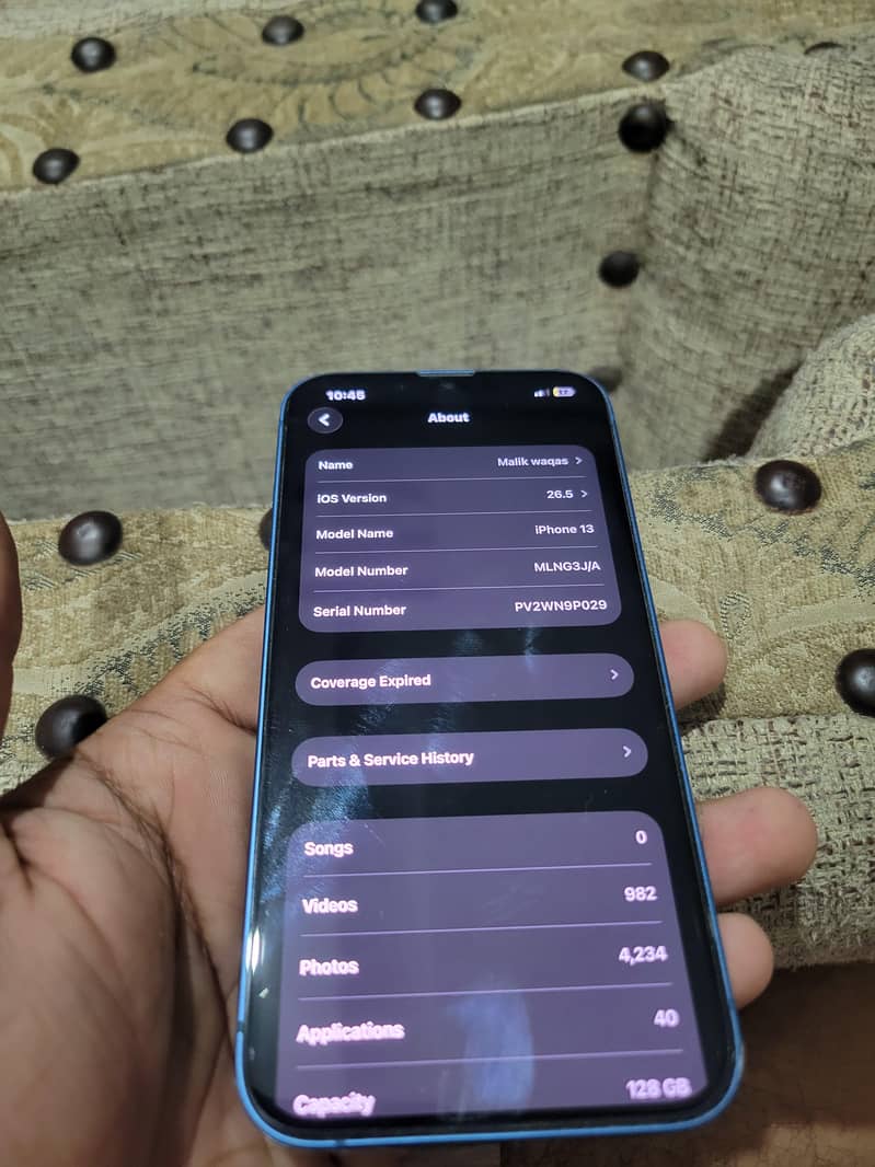 Apple iPhone 13 6