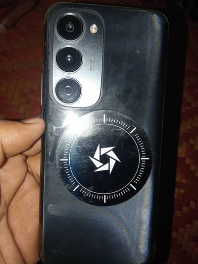 TACNO SPARK 40 PRO PLUS