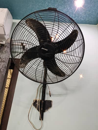 Parwaz fan for sale heavy duty fan running perfectly. no issue