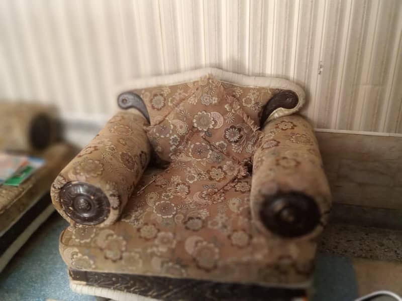 Chinioti sofa 3
