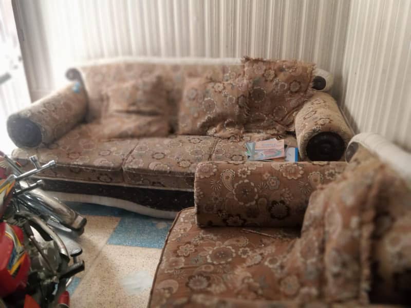 Chinioti sofa 4