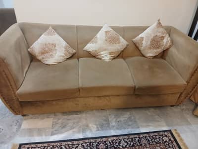 7 Seater Foam Sofa Set, Golden Color, Used Good Condition