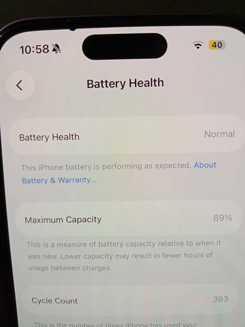 Apple iPhone 16 6