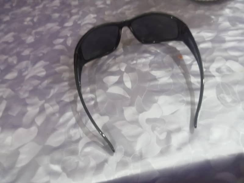 Glasses 2