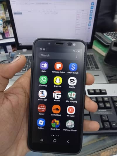 Samsung Mobile J6