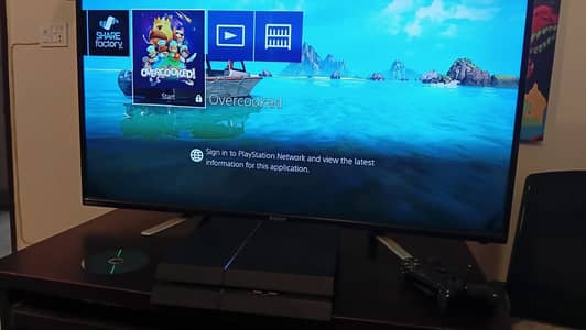 PS4 Fat 500GB + 2 Controllers + 7 Games - Working