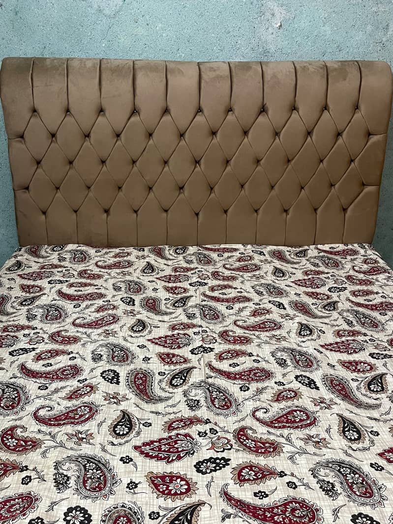 King size bed+ Dressing table 4