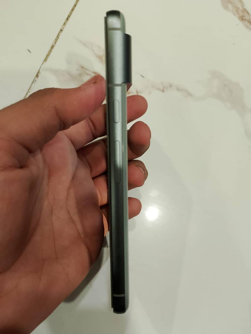Google Pixel 8 2