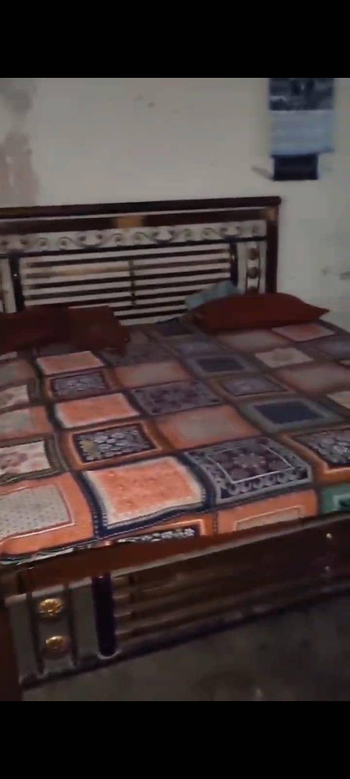 king size bed 0