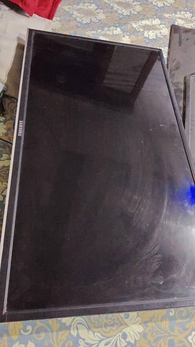 40 inches LCD for sale