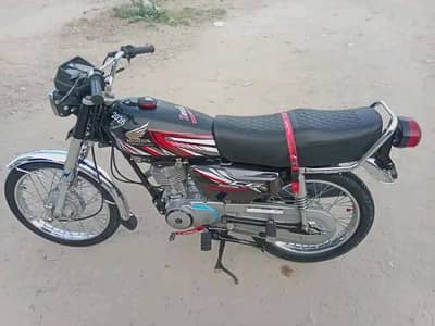 a second model bike but look like a new 25 model clear