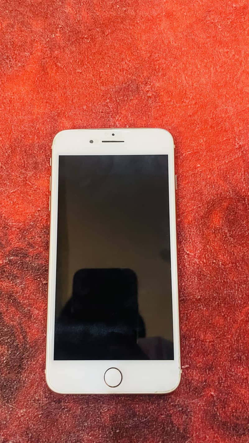 Apple iPhone 8 Plus 5