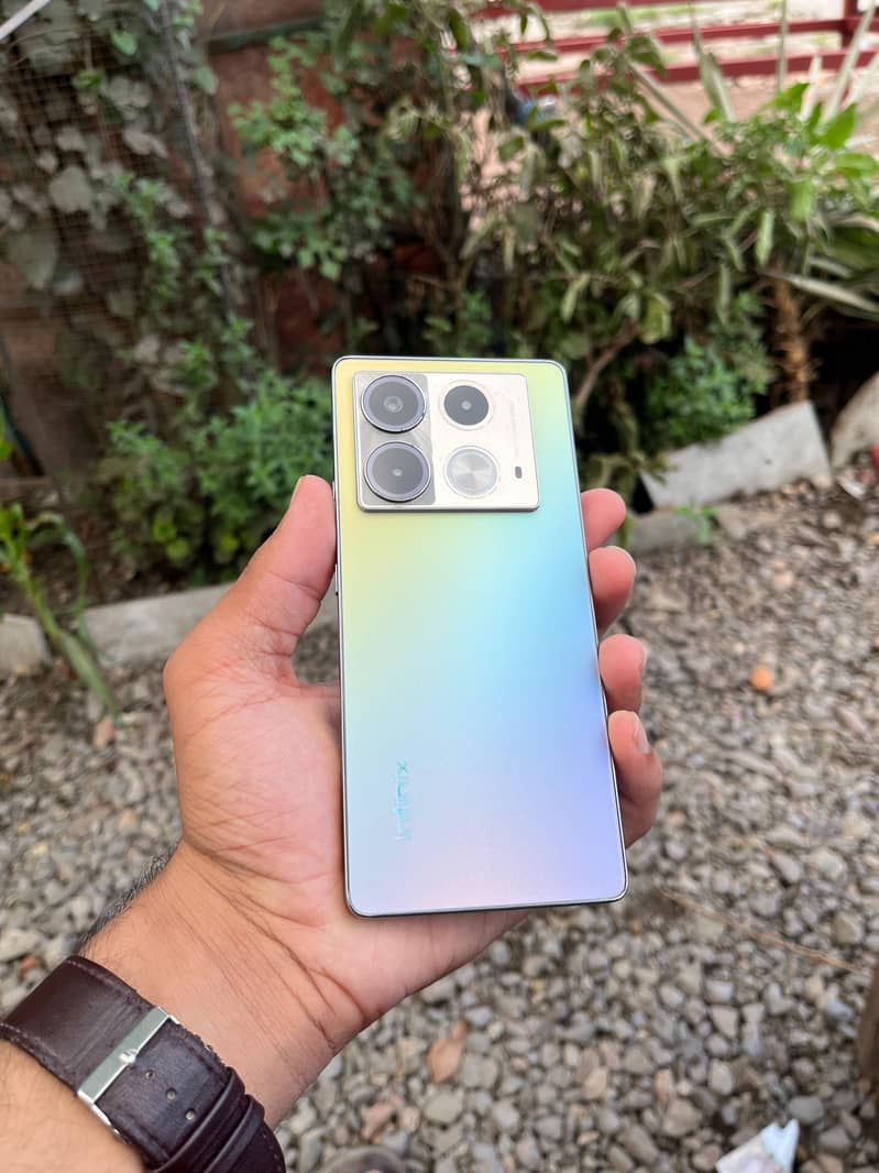Infinix Note 40 0
