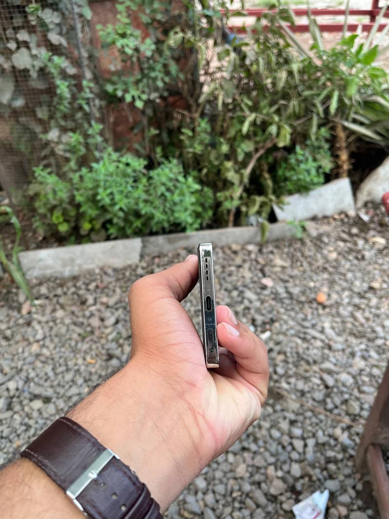 Infinix Note 40 6