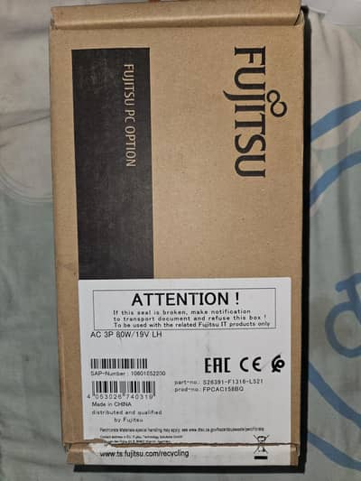 fujitsu genuine charger 19v