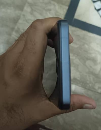 Assalamualaikum I am sealing for Infinix smart 8 pro condition saf ha