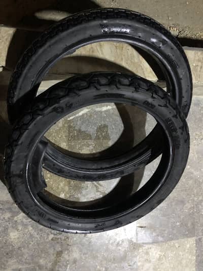 Service tyre