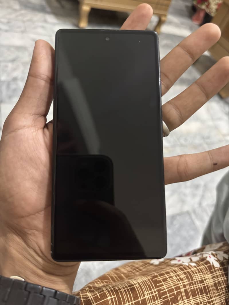 Google pixel 6a 4