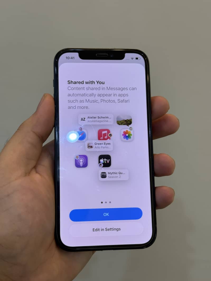 Apple iPhone 12 4